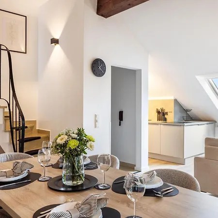 Skywalk Loft Feriehus *